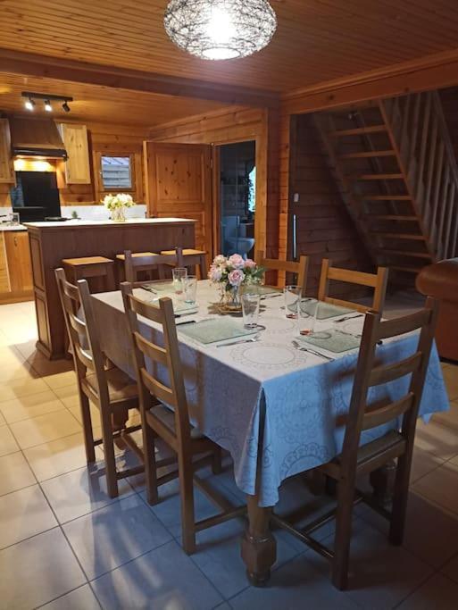 Chalet A La Campagne Bury  外观 照片
