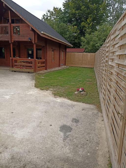 Chalet A La Campagne Bury  外观 照片